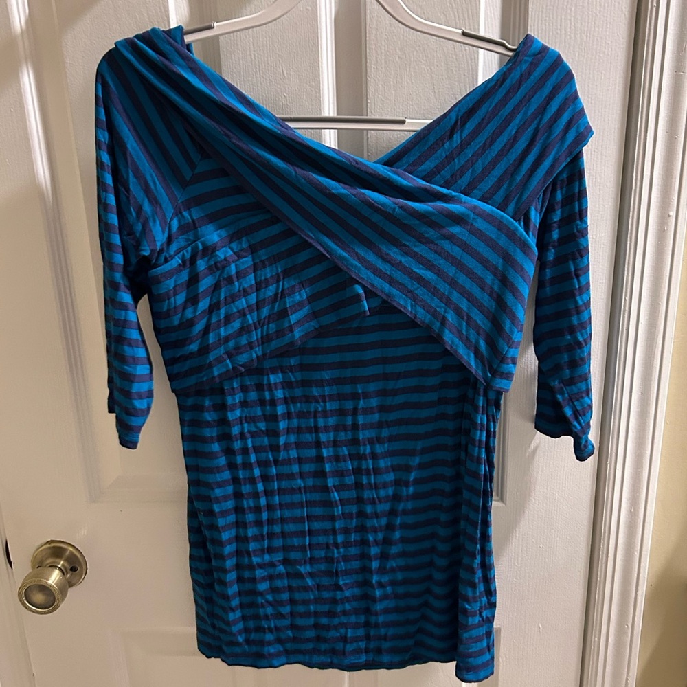 A Pea in the Pod Teal and Navy Striped Top